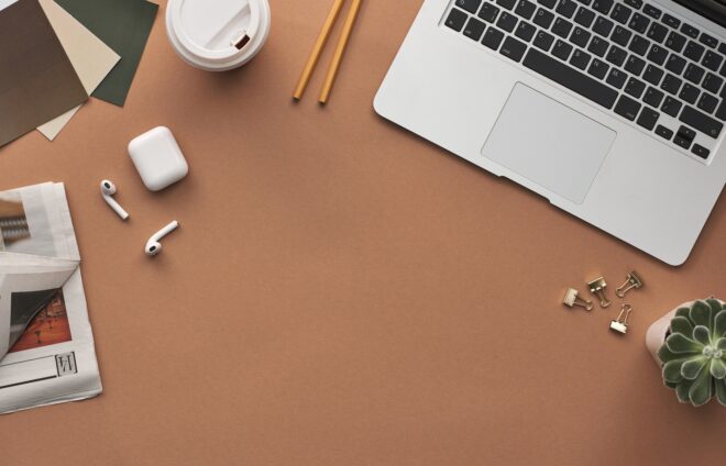 pexels-fauxels-3184464